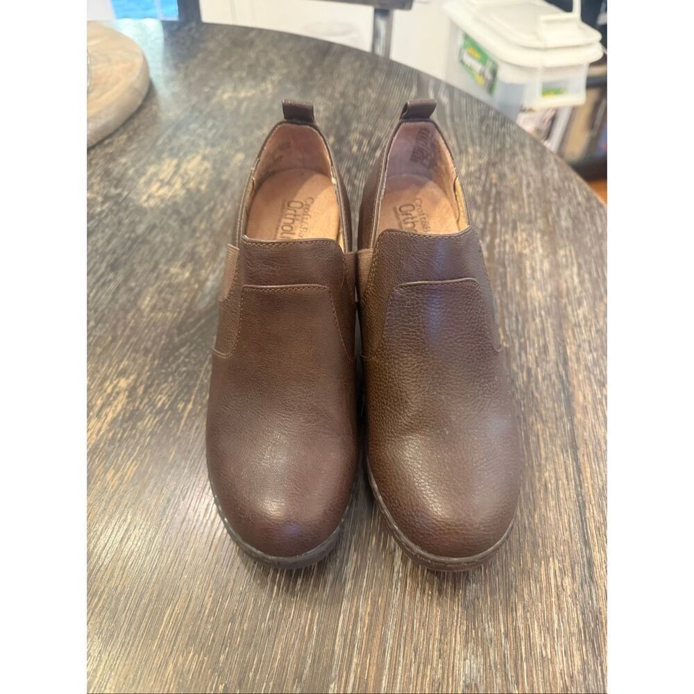 Croft & Barrow Ortholite Low Heel Brown Faux Leather Booties sz 6 EUC - Picture 2 of 8